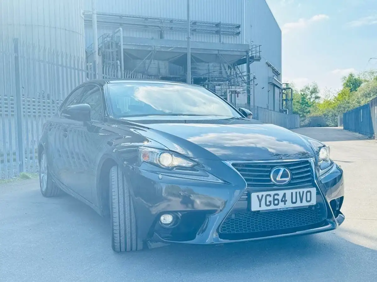 2014-lexus-is-300h-25-executive-edition-big-4