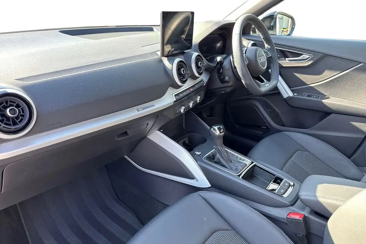 2024-audi-q2-15-35-tfsi-black-edition-s-tronic-big-14
