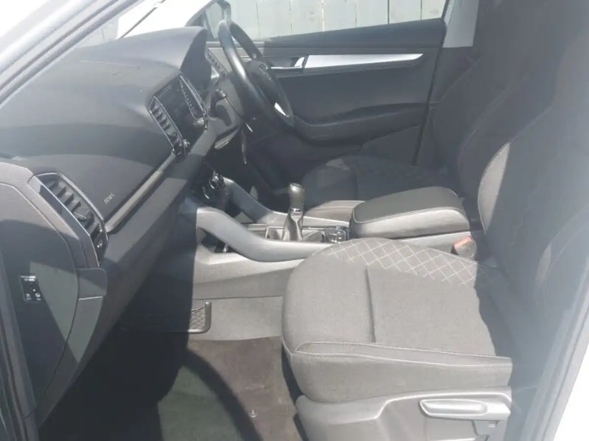 2019-skoda-karoq-16tdi-se-big-4
