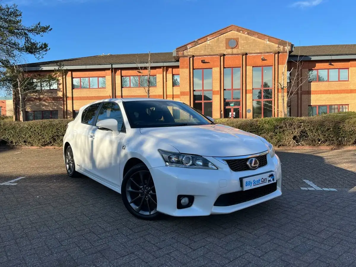 2013-lexus-ct-200h-18-f-sport-big-8