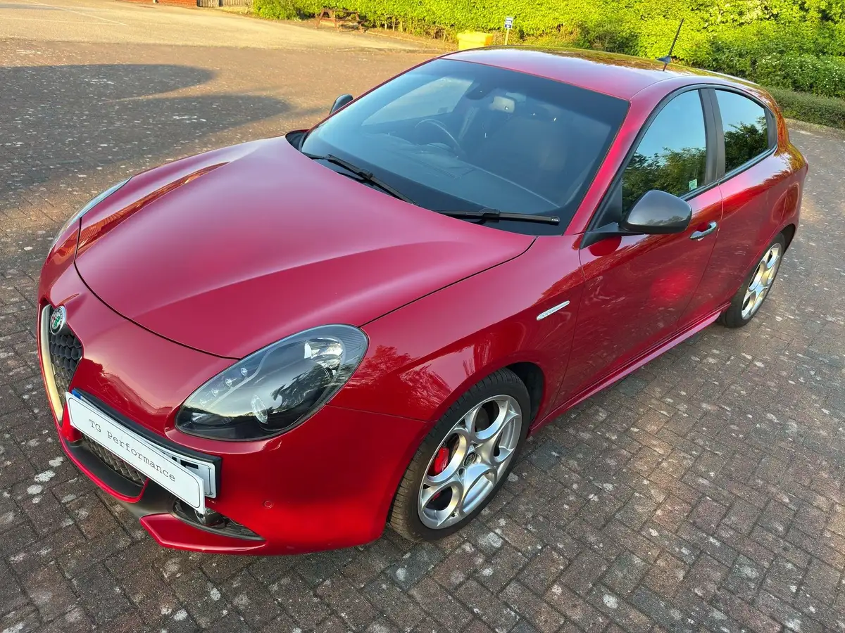 2016-alfa-romeo-giulietta-20jtdm-2-speciale-175bhp-alfa-tct-big-3