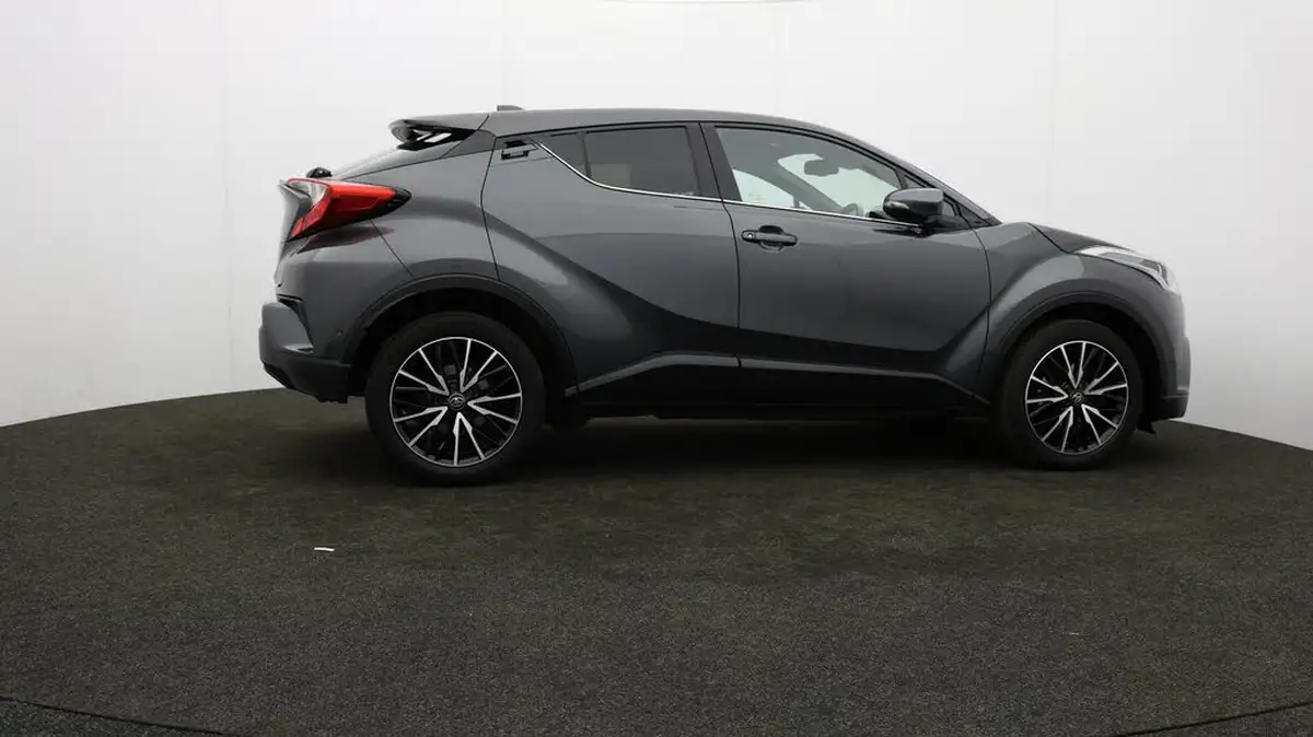 2018-toyota-c-hr-12-excel-big-29