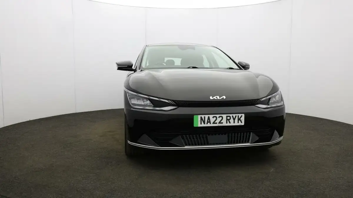 2022-kia-ev6-e-air-big-34