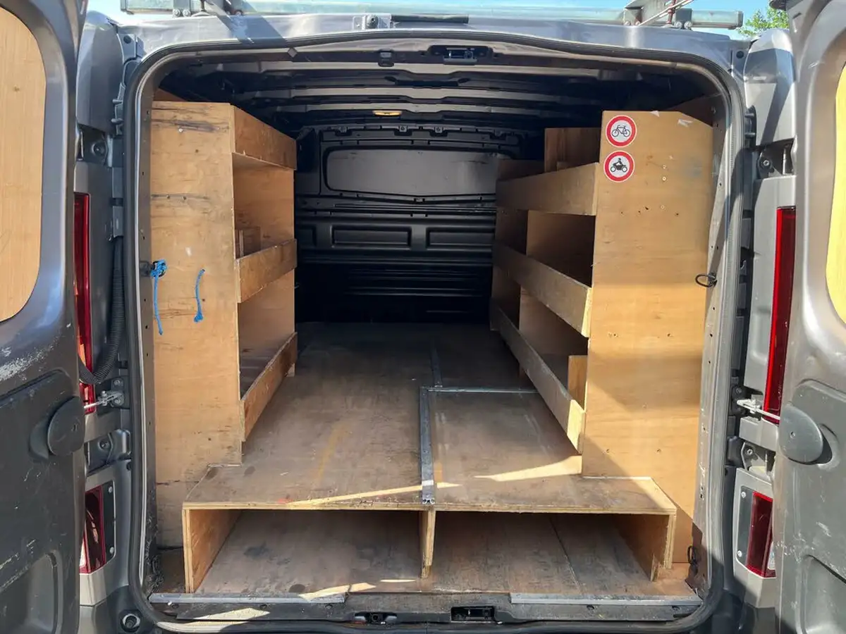 2020-renault-trafic-20dci-sl28-energy-120-sport-big-20