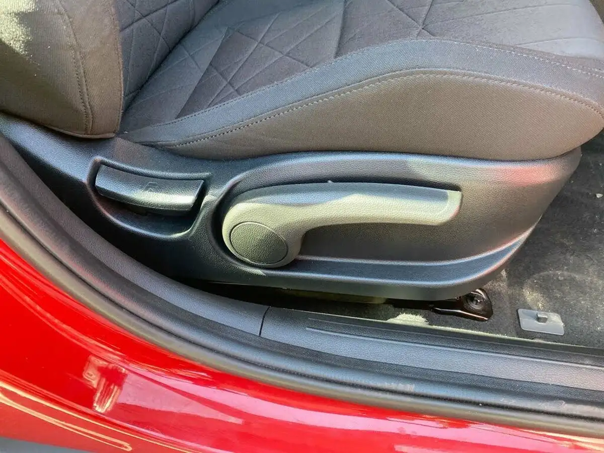 2023-hyundai-bayon-10-t-gdi-se-connect-dct-big-17