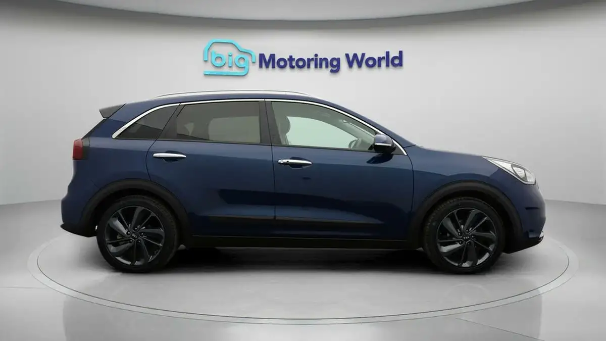 2019-kia-niro-16-gdi-4-156kwh-big-7