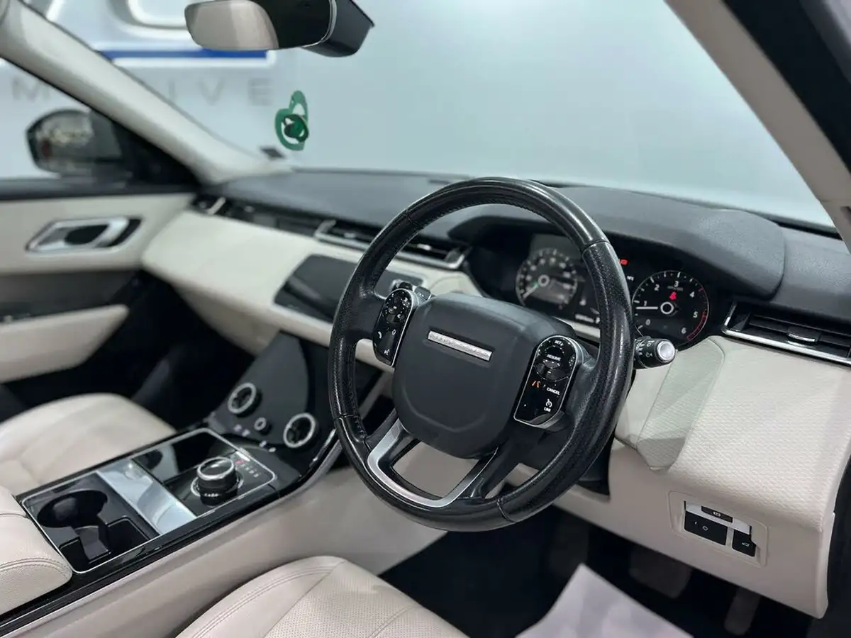 2017-land-rover-range-rover-velar-20-d240-s-big-22