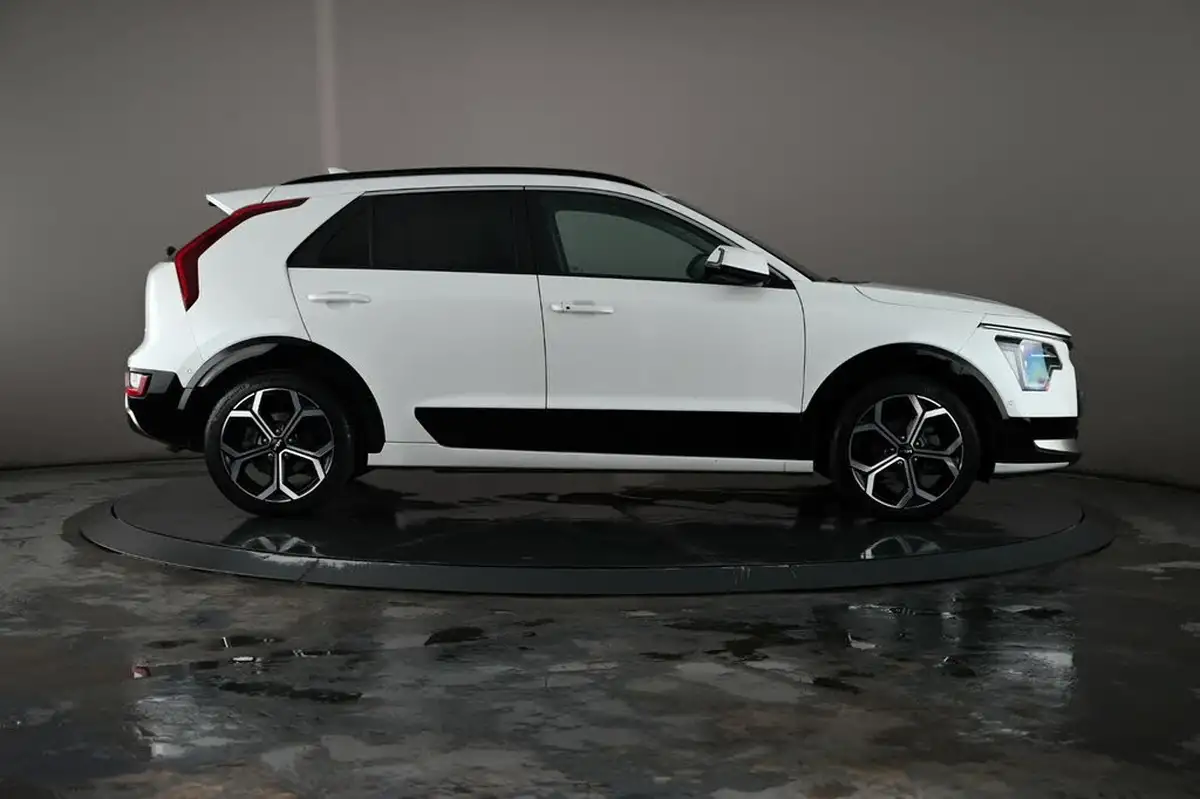 2024-kia-niro-16-gdi-139bhp-hev-132kwh-big-23