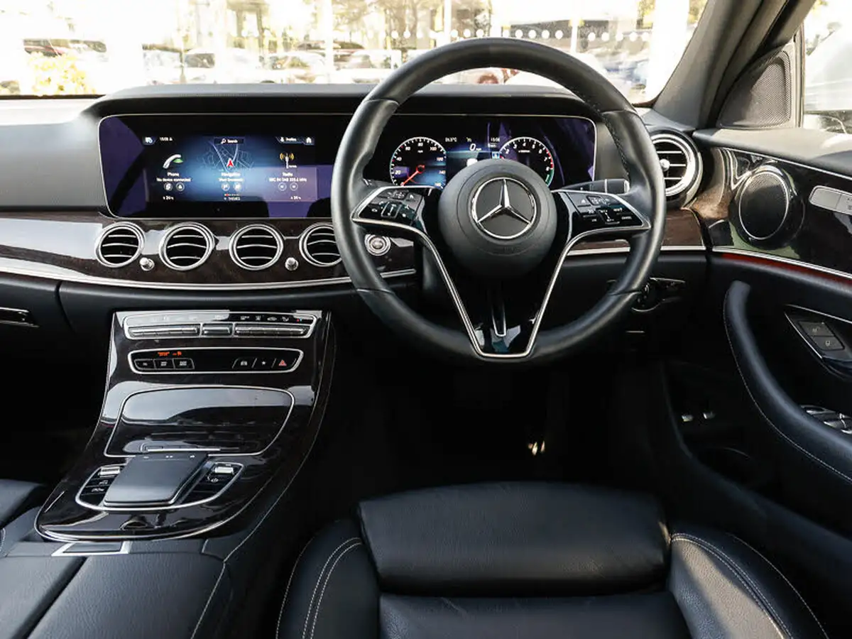 2021-mercedes-benz-e-class-big-6