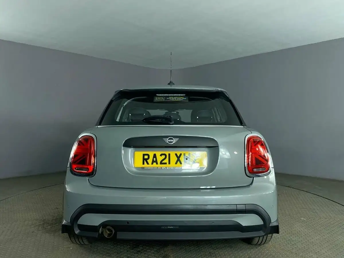 2021-mini-cooper-15-one-classic-5d-big-6