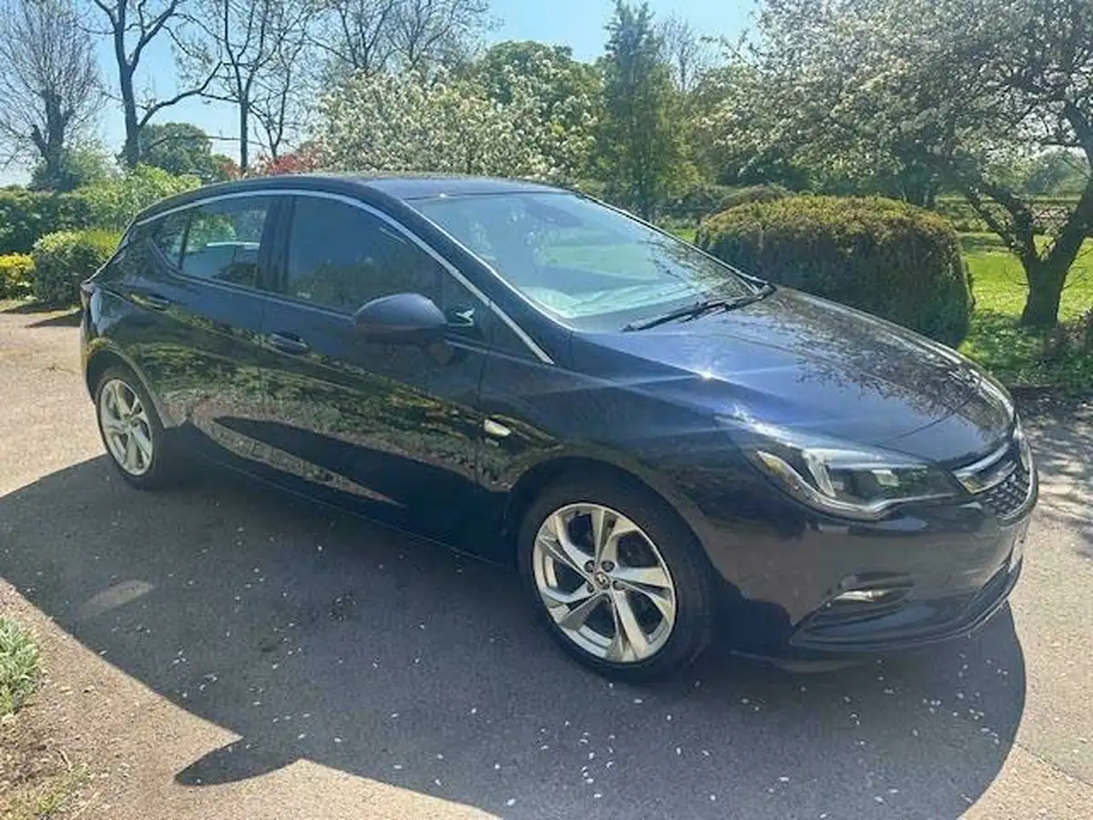 2018-vauxhall-astra-14i-sri-hatchback-big-4