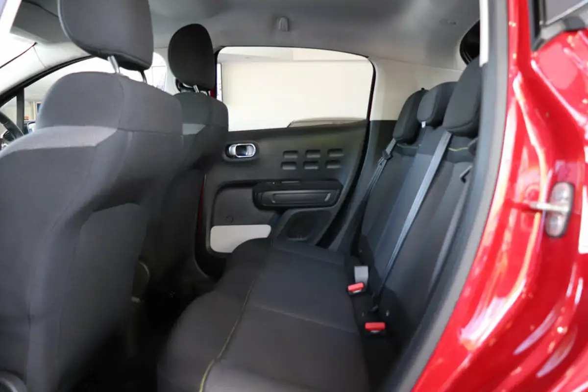2018-citroen-c3-12-puretech-flair-82ps-big-27