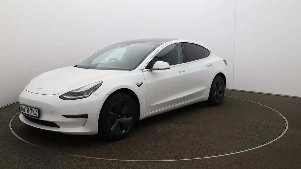 2020-tesla-model-3-e-long-range-big-3