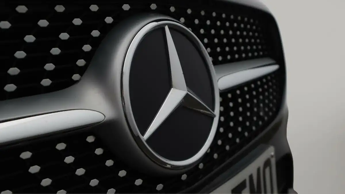 2020-mercedes-benz-a-class-13-a200-amg-line-executive-hatchback-5d-7g-dct-big-22
