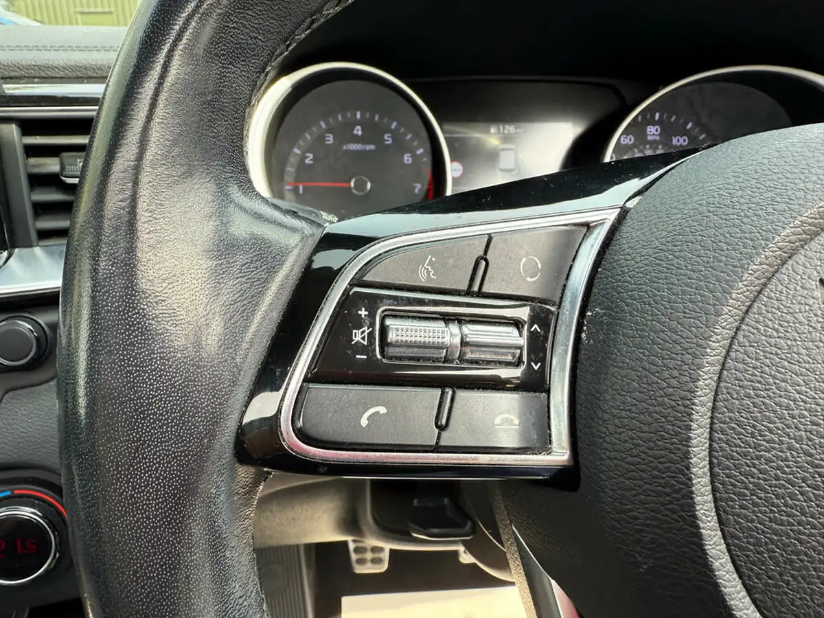2018-kia-ceed-14-t-gdi-first-edition-hatchback-big-48
