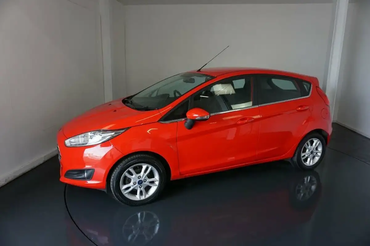 2017-ford-fiesta-10t-zetec-100ps-ecoboost-ss-5d-big-3