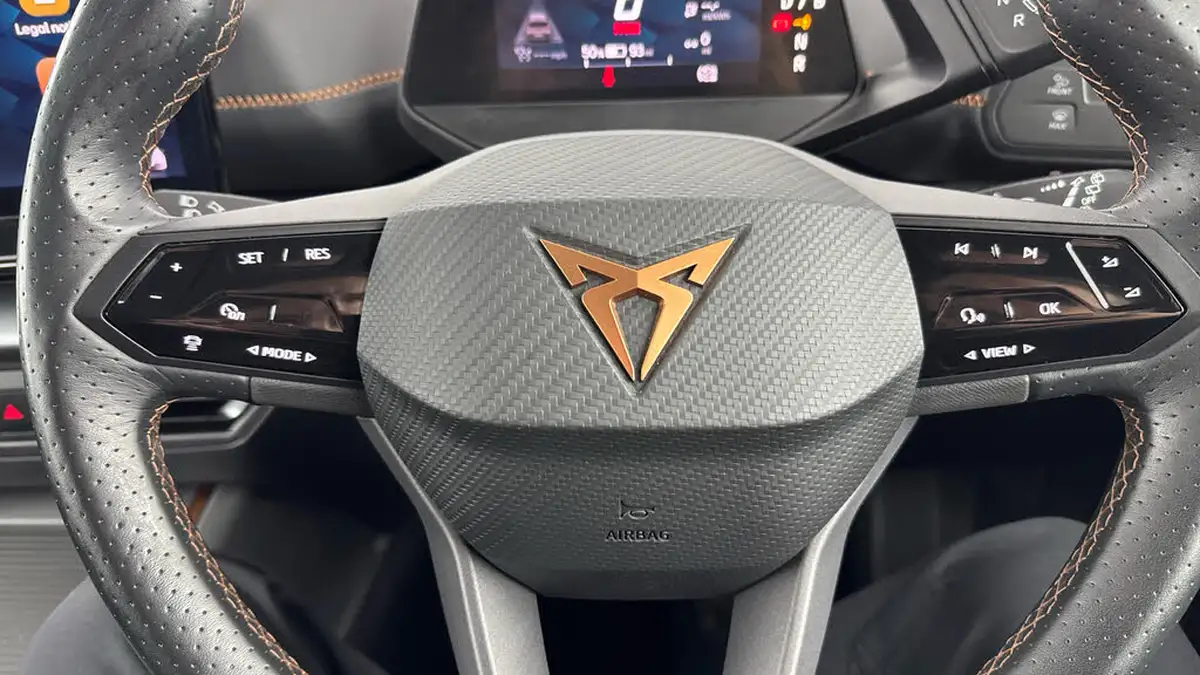 2022-cupra-born-e-v1-big-18