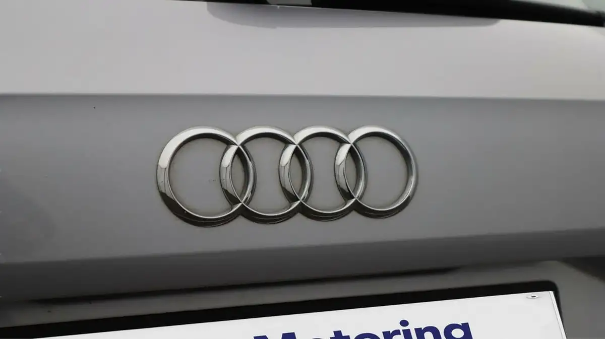 2019-audi-sq2-20-tfsi-big-20