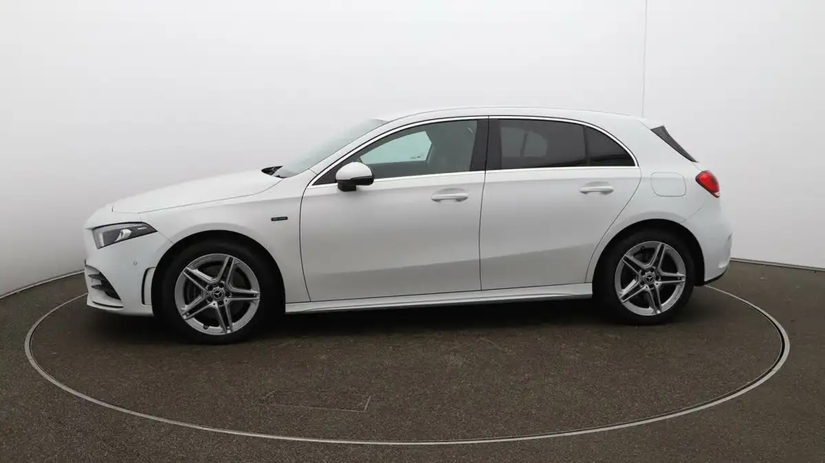 2021-mercedes-benz-a-class-13-a250e-amg-line-executive-hatchback-5d-big-58