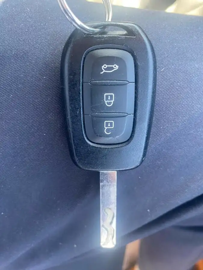 2021-dacia-sandero-10-sce-essential-big-7