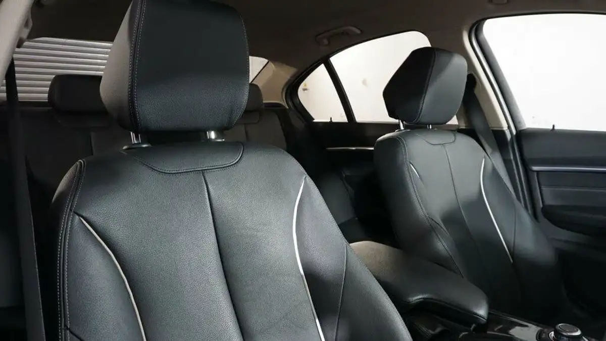 2016-bmw-3-series-20td-320d-luxury-saloon-4d-big-9