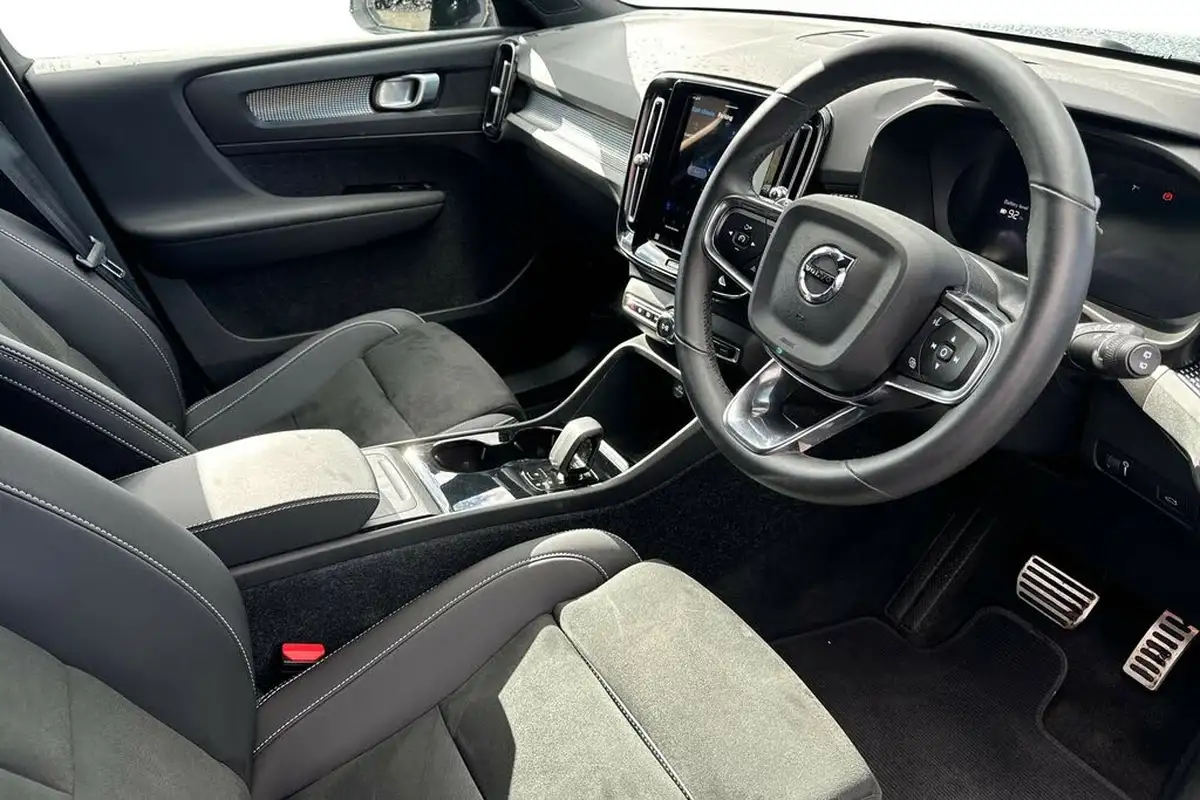 2022-volvo-xc40-e-recharge-plus-228bhp-big-9