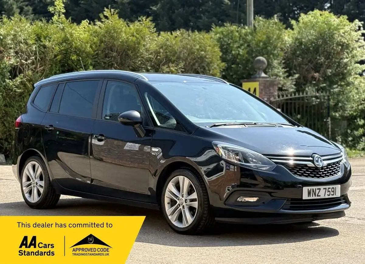 2017-vauxhall-zafira-tourer-14i-16v-turbo-sri-leather-pk-big-0