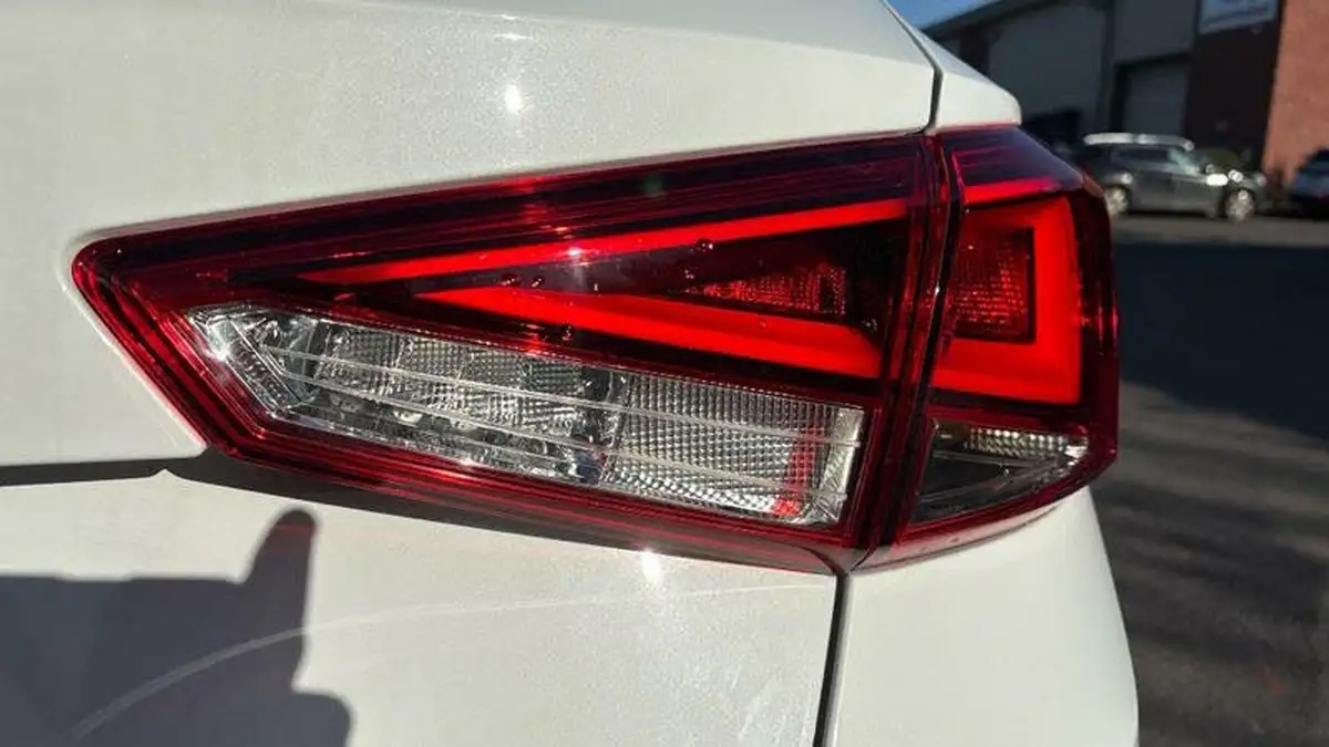 2025-seat-arona-10-tsi-fr-dsg-big-19