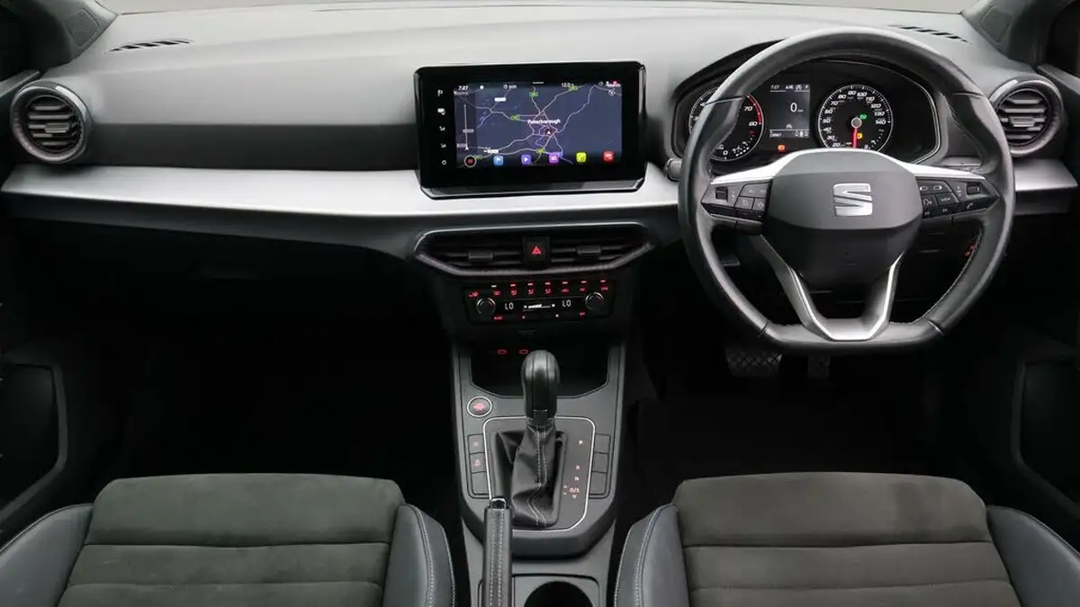 2022-seat-ibiza-10-tsi-xcellence-110ps-dsg-big-13