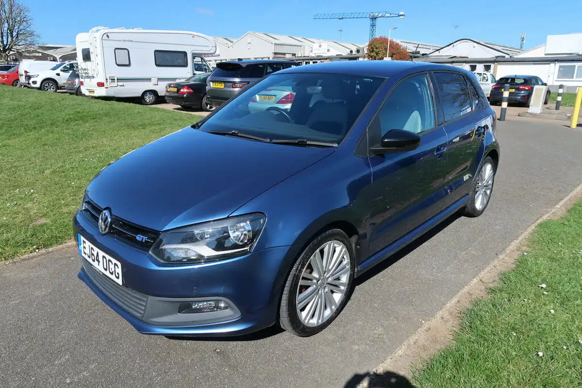 2014-volkswagen-polo-14-tsi-bluegt-act-5d-dsg-big-5
