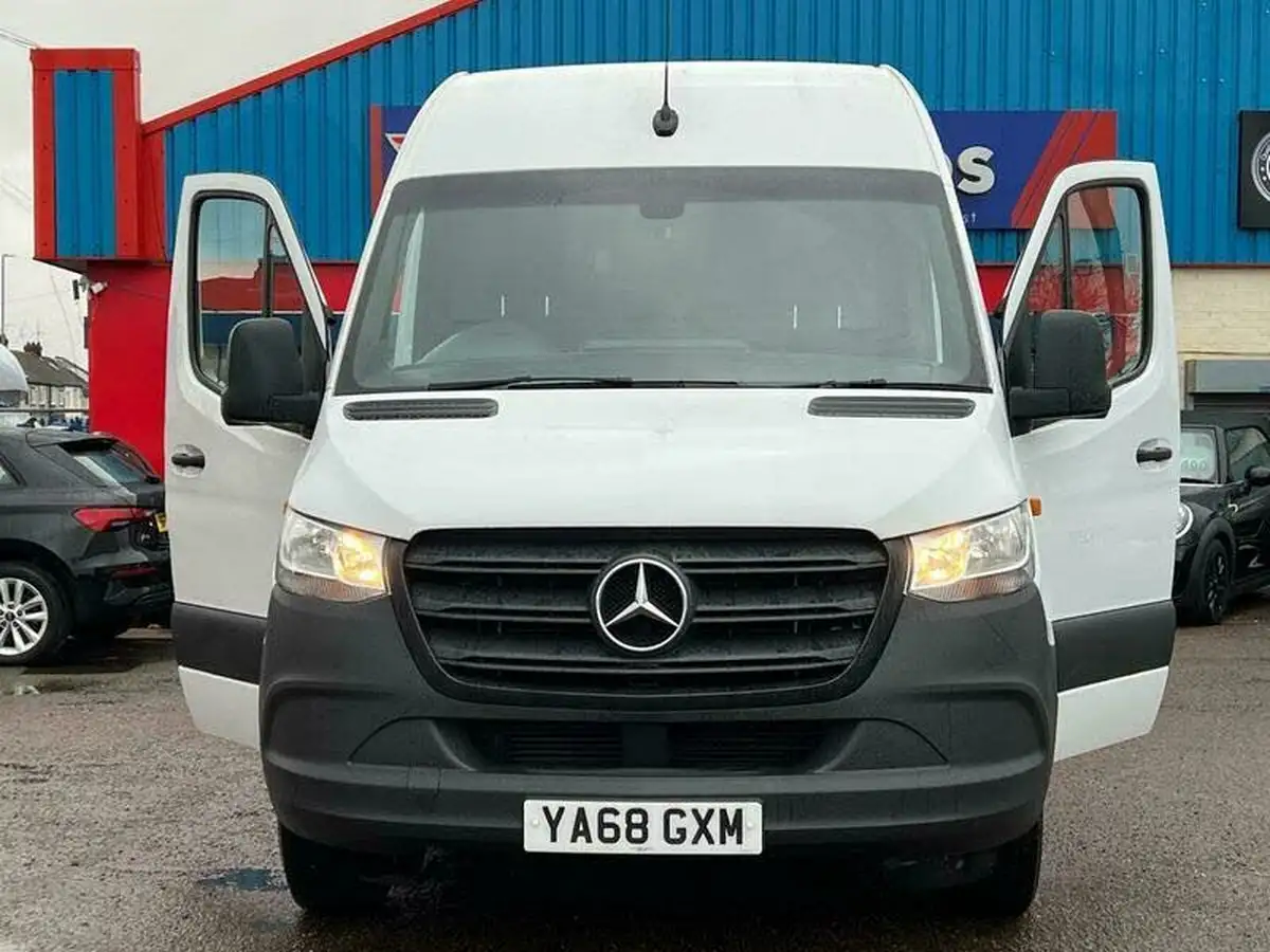 2018-mercedes-benz-sprinter-21cdi-311-l2h1-panel-van-rwd-eco-gear-360-big-43