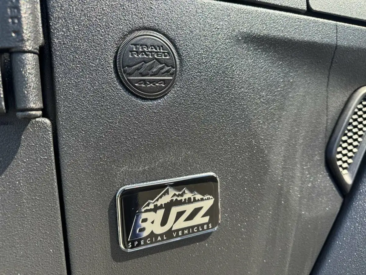 2024-jeep-wrangler-20-gme-sahara-big-6