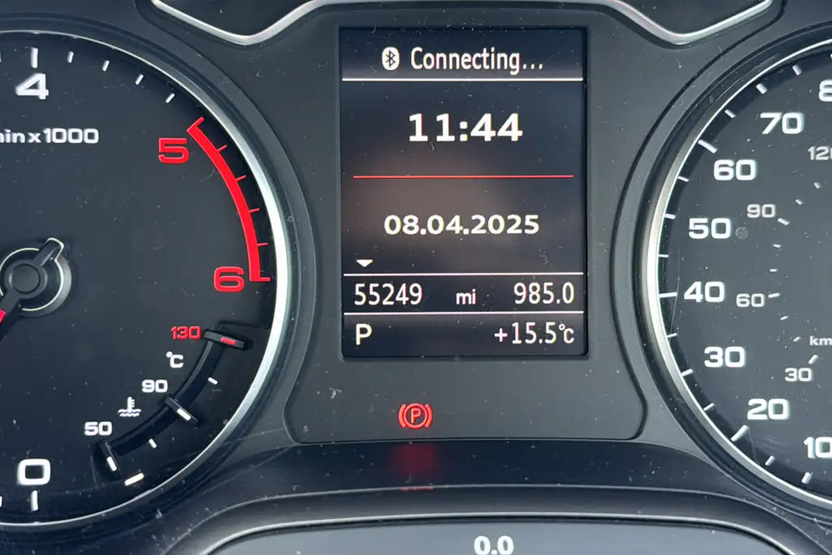 2015-audi-a3-20-tdi-s-line-150ps-sportback-5d-tronic-big-13