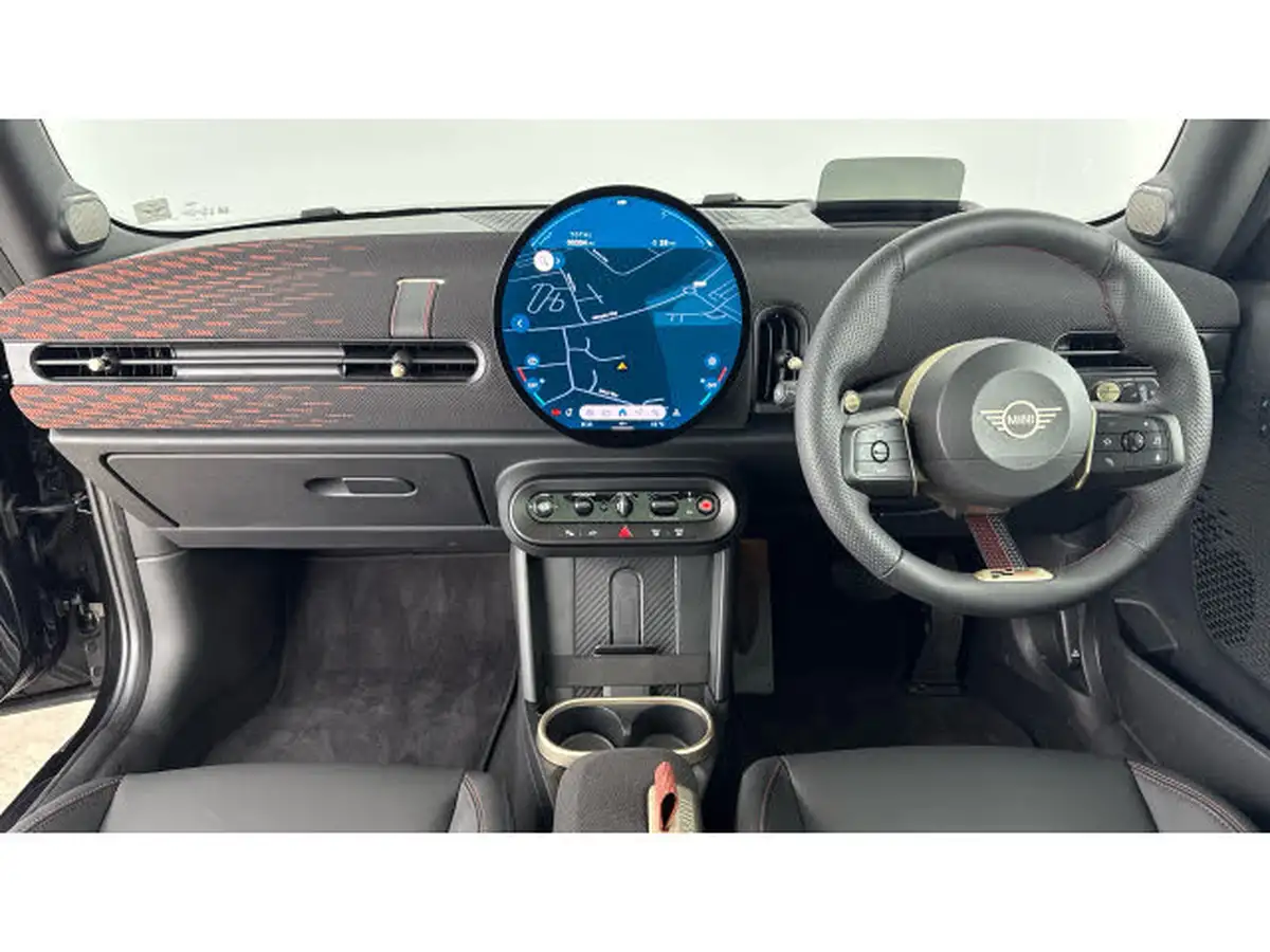 2024-mini-cooper-15-cooper-c-sport-3d-big-3