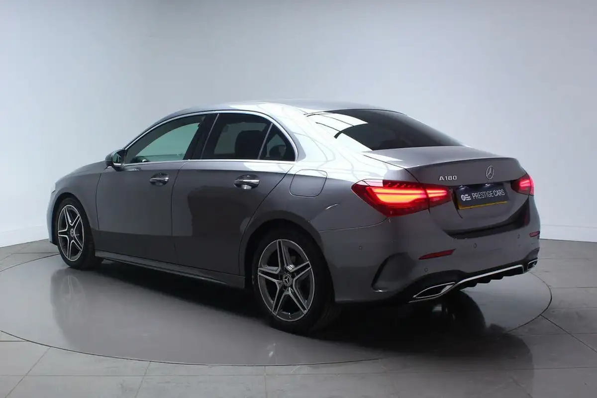 2023-mercedes-benz-a-class-big-6
