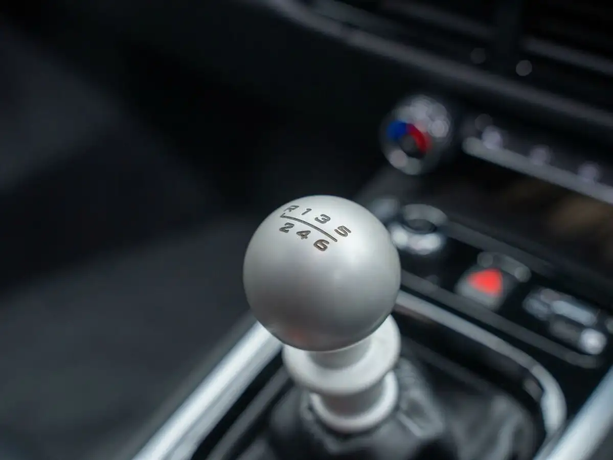 2023-lotus-emira-35-first-edition-v6-big-41