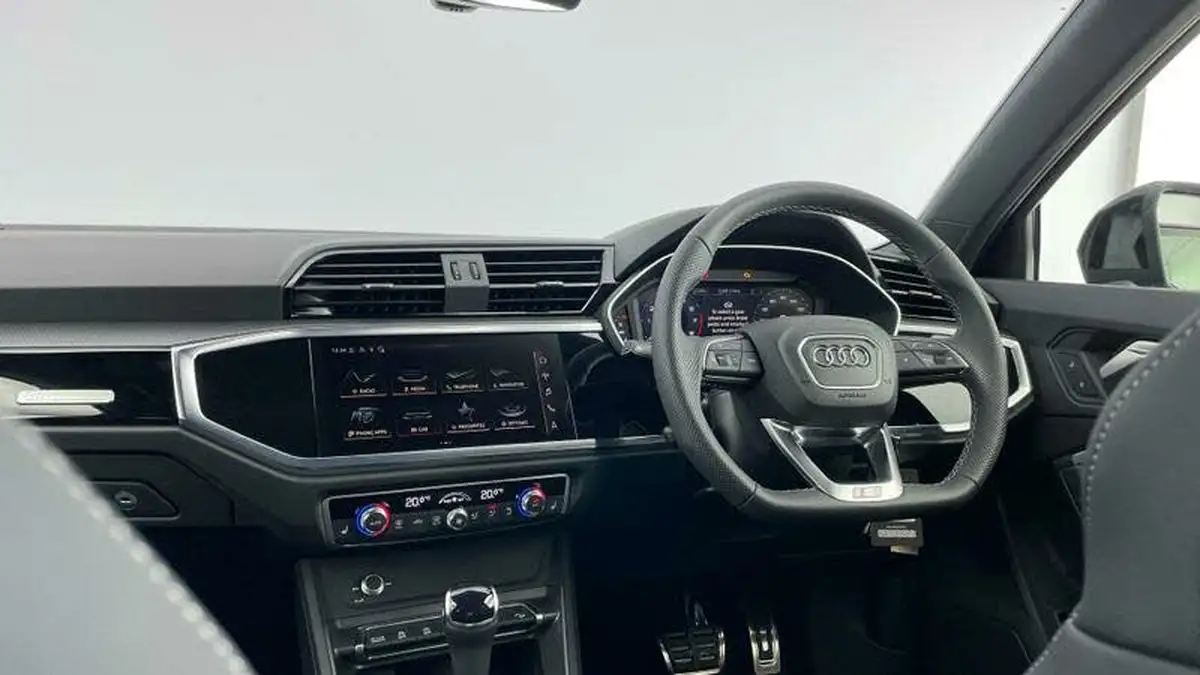 2024-audi-q3-15-35-tfsi-black-edition-station-wagon-s-tronic-big-29