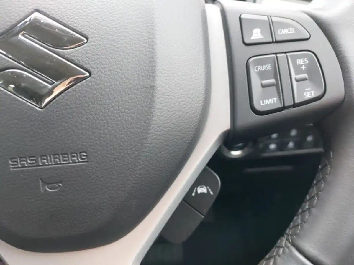 2024-suzuki-s-cross-14-boosterjet-motion-big-12