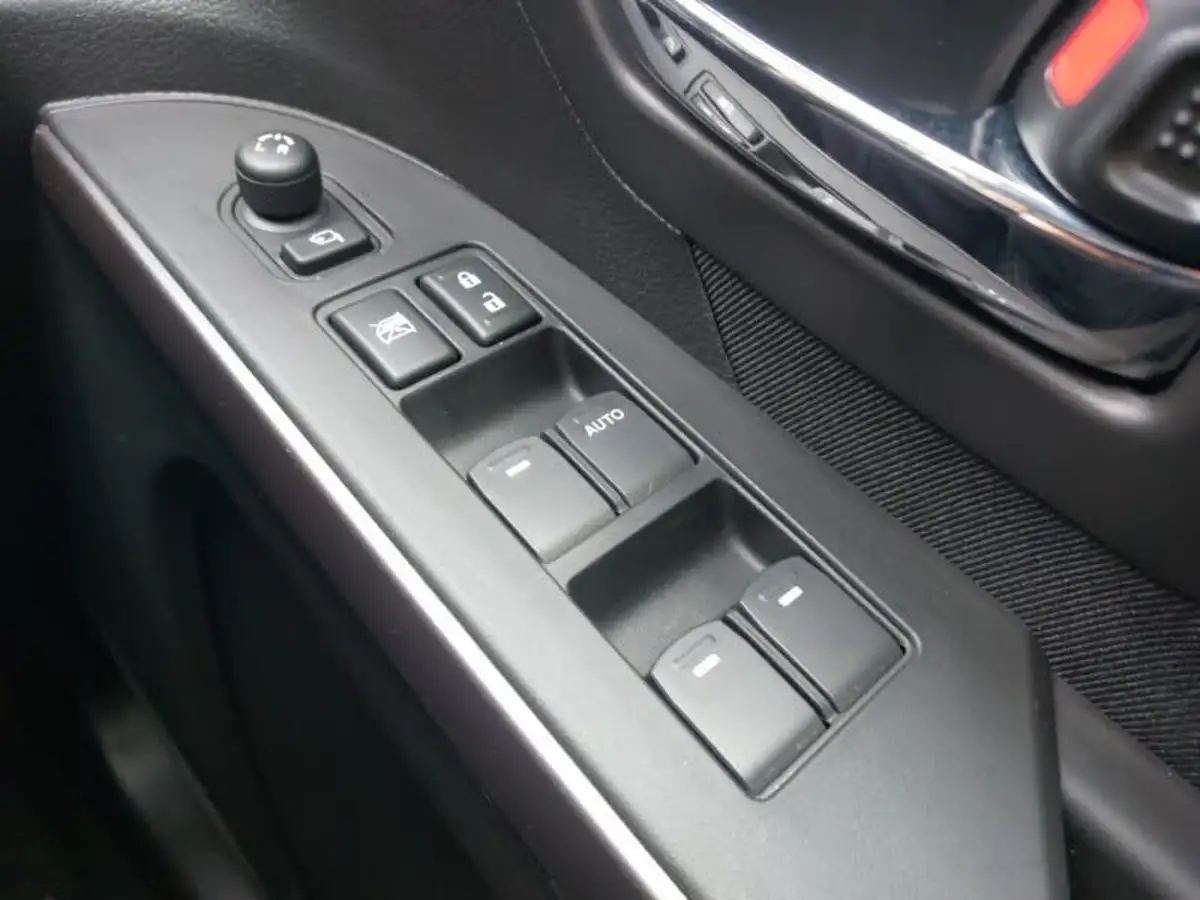 2024-suzuki-s-cross-14-boosterjet-motion-big-16