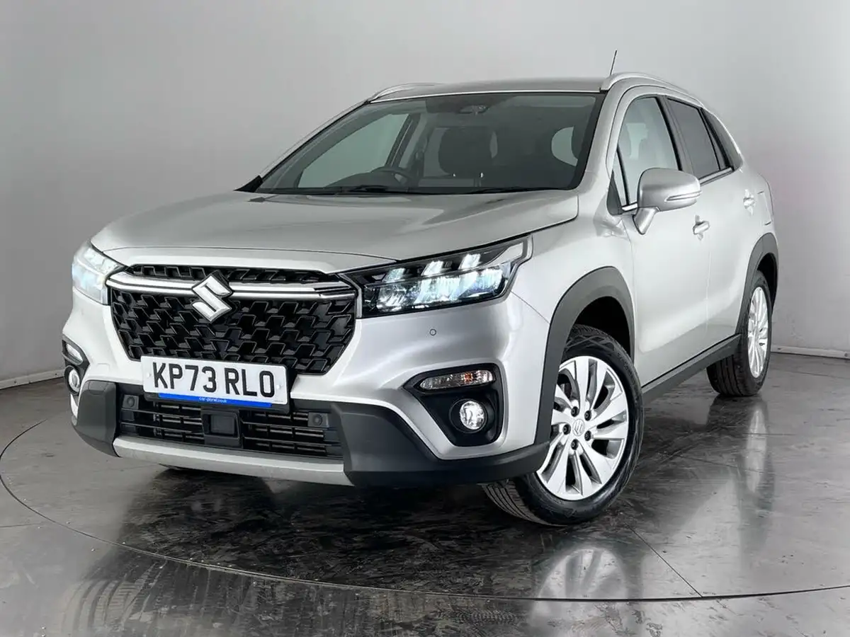 2023-suzuki-s-cross-14-boosterjet-motion-big-34