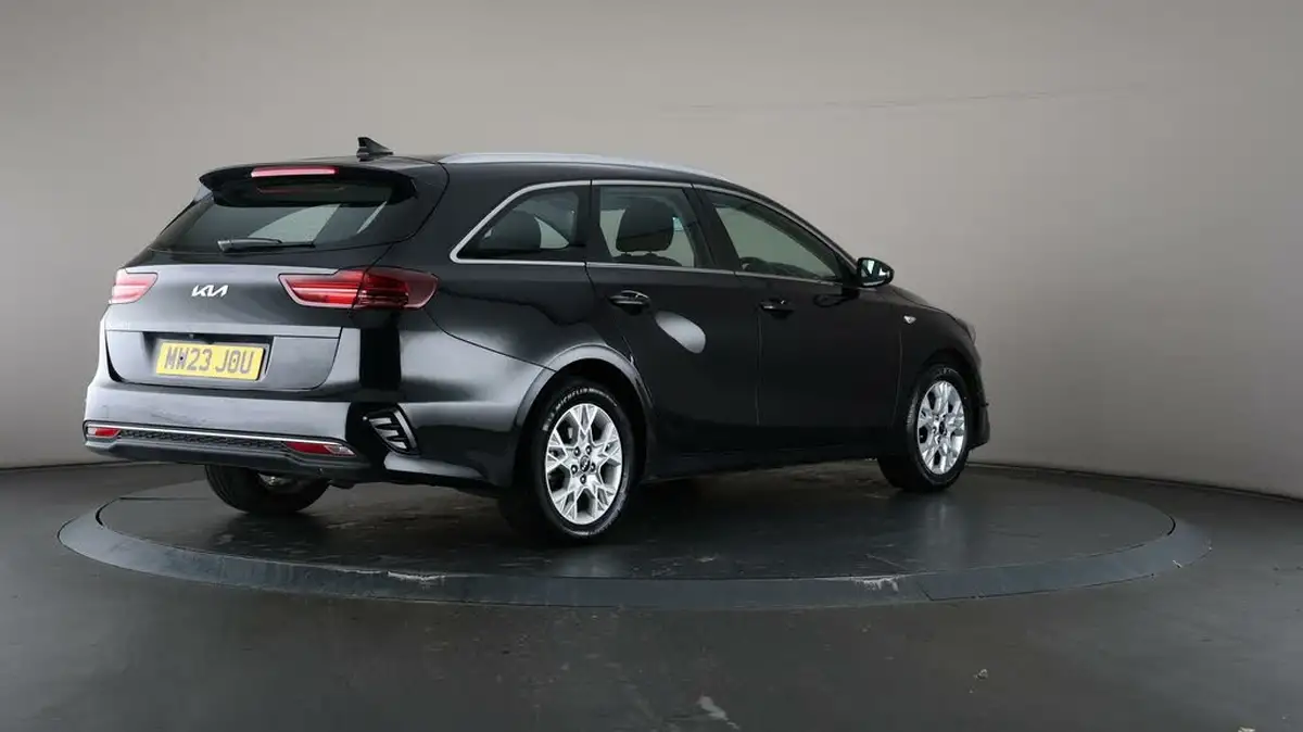 2023-kia-ceed-15-t-gdi-2-158bhp-sportswagon-big-58