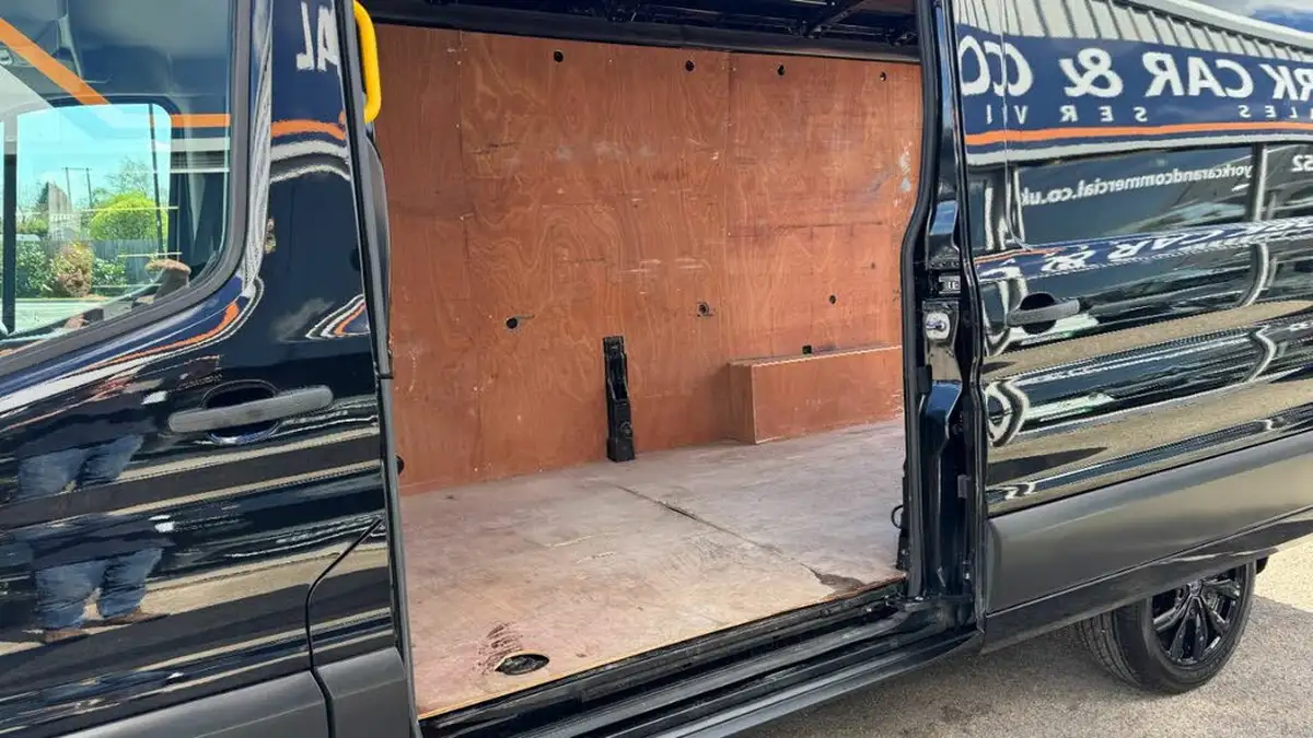 2022-ford-transit-big-22