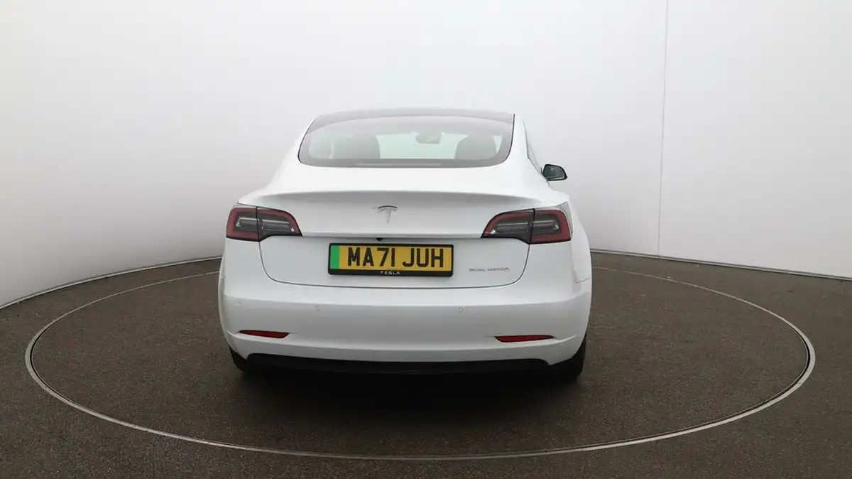 2021-tesla-model-3-e-long-range-awd-big-48