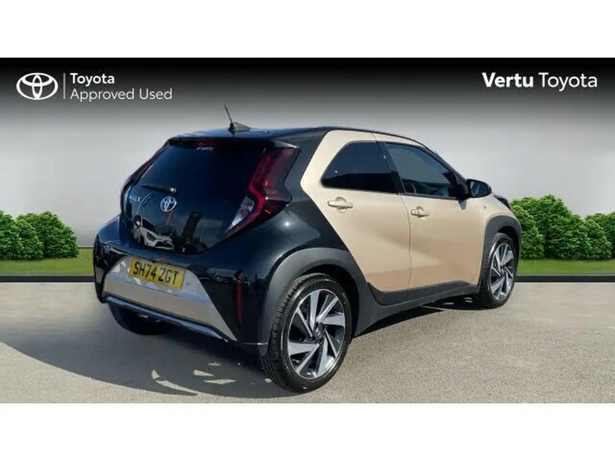 2024-toyota-aygo-x-10-vvt-i-exclusive-big-1