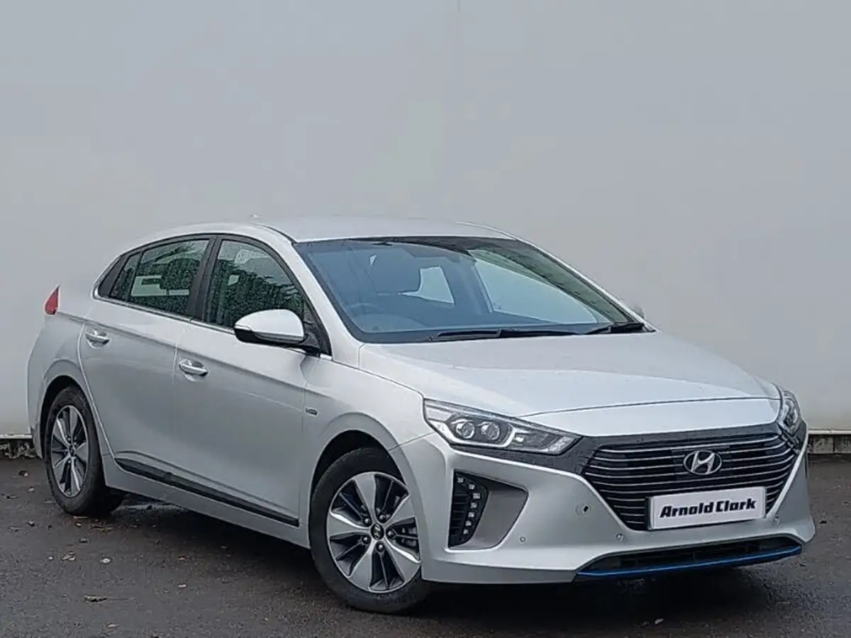 2018-hyundai-ioniq-16-gdi-premium-se-plug-in-hybrid-big-0