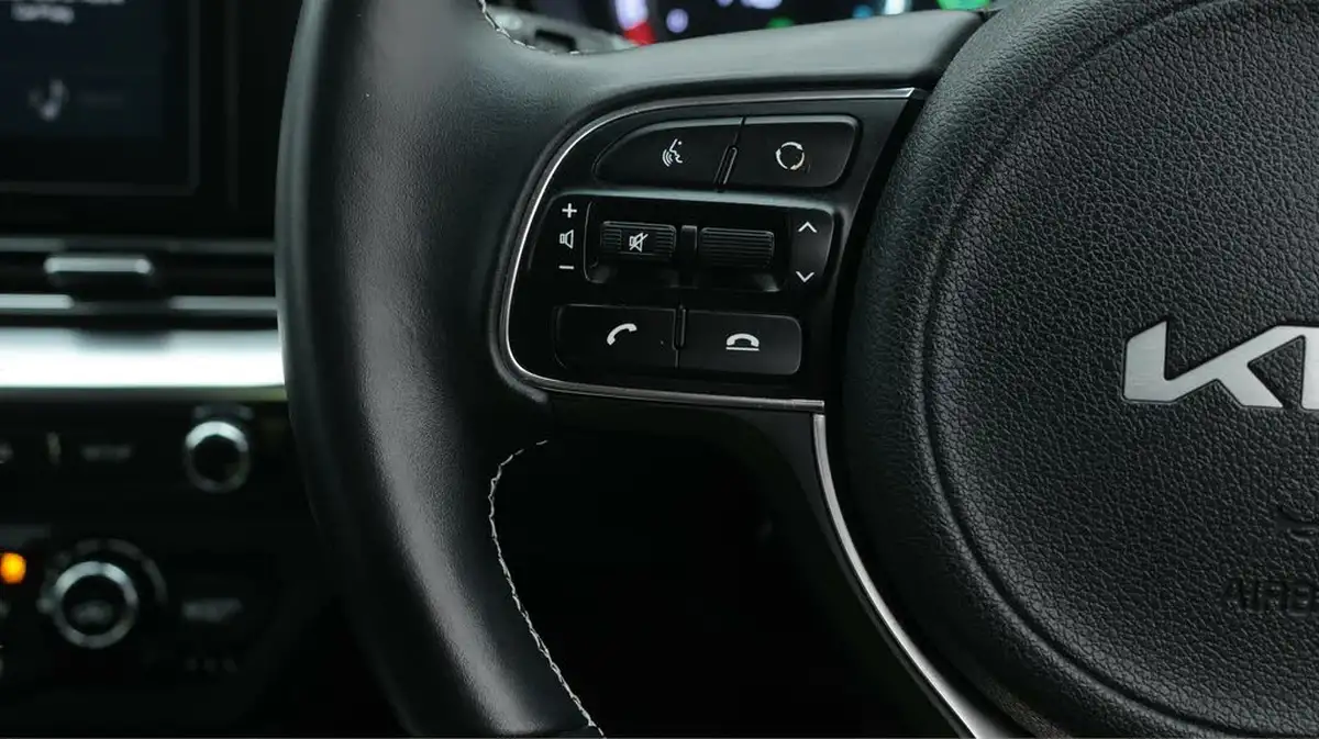 2022-kia-niro-ev-e-2-big-23