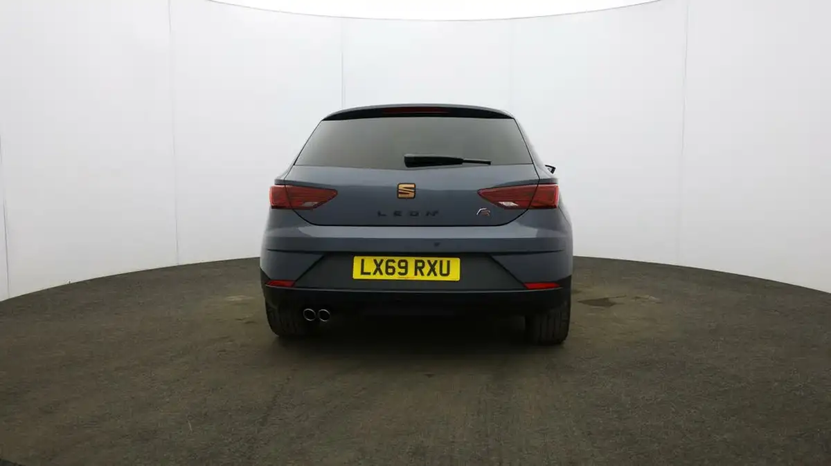 2019-seat-leon-20-tsi-fr-sport-hatchback-big-54