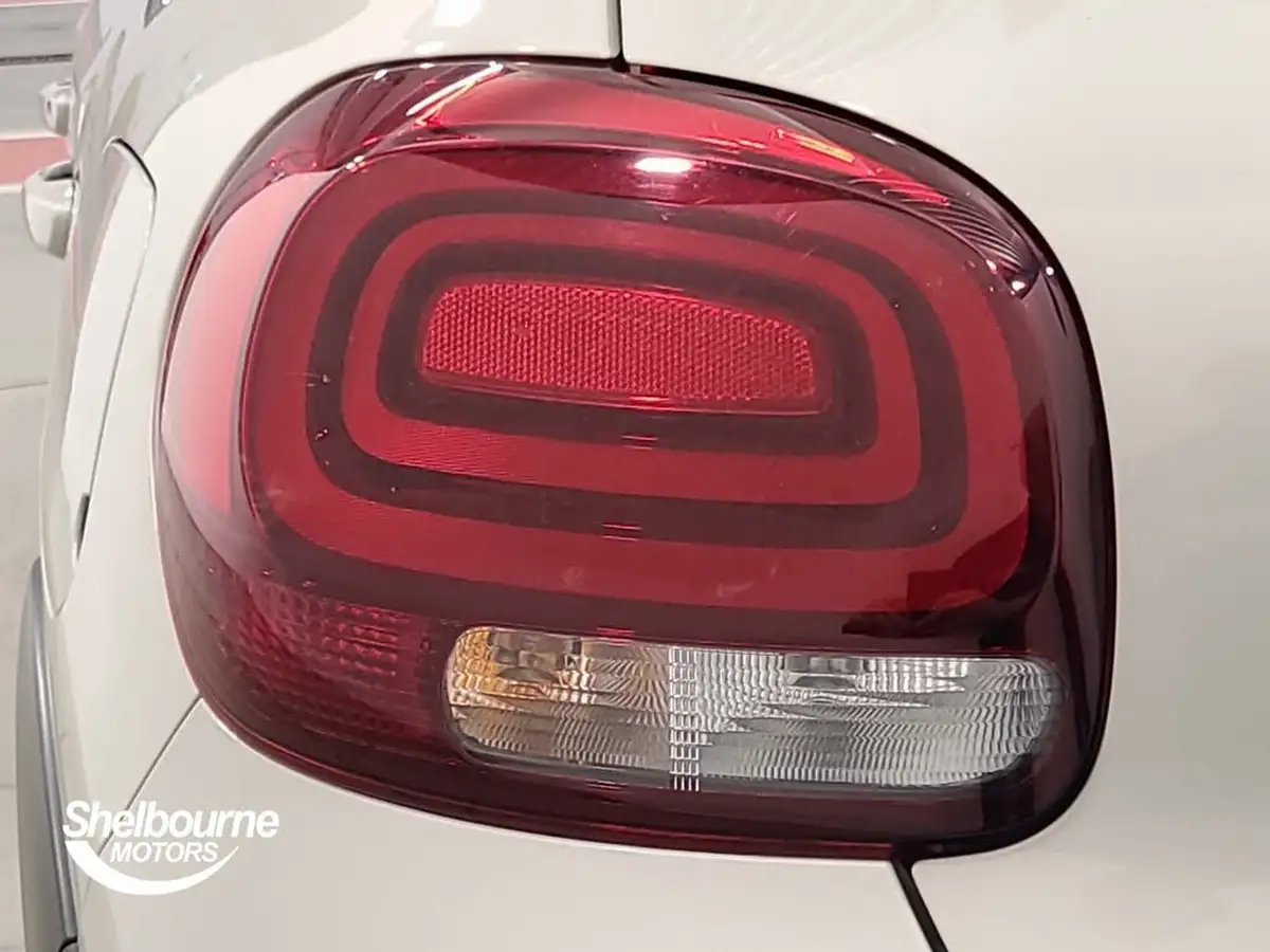 2019-citroen-c3-12-puretech-flair-110ps-ss-big-22