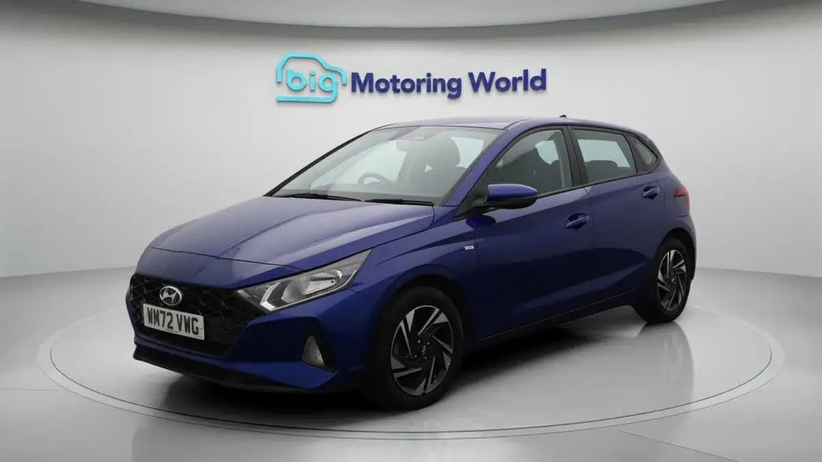 2023-hyundai-i20-10-t-gdi-se-connect-dct-big-3