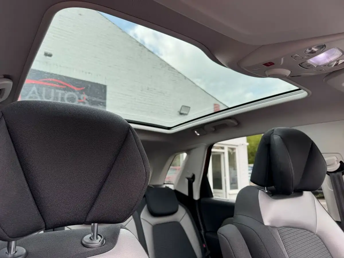 2017-citroen-c4-picasso-16bluehdi-flair-eat6-big-14